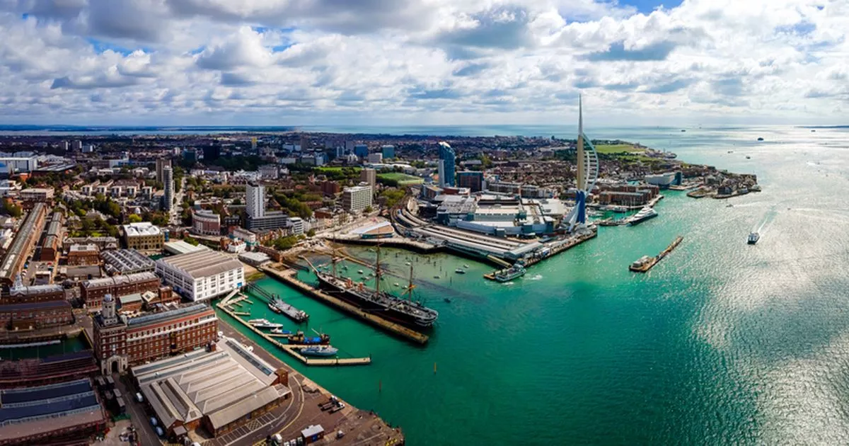 Taxi to Portsmouth Airport